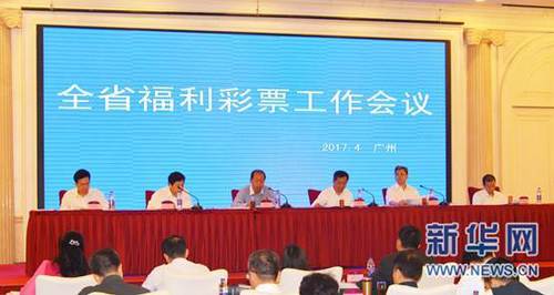 国产精品亚洲精品爽爽